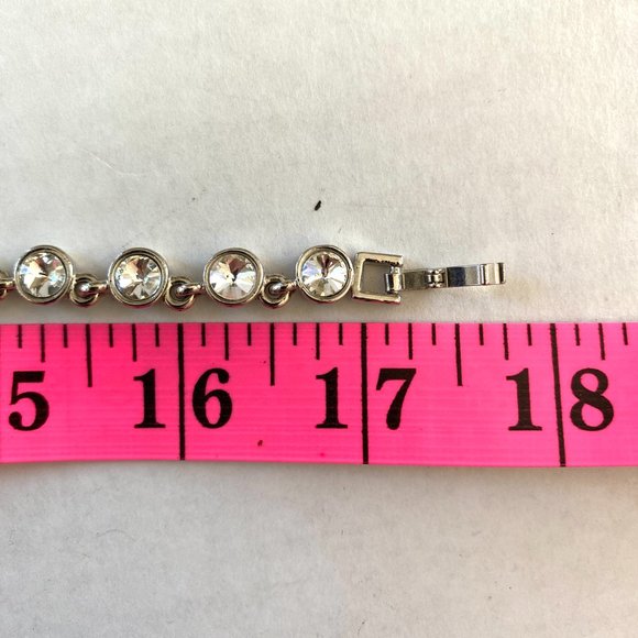 Vintage Silver Rhinestone Necklace - Picture 10 of 10